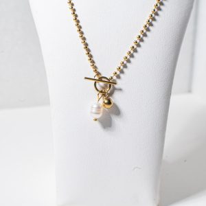 TOGGLE NECKLACE